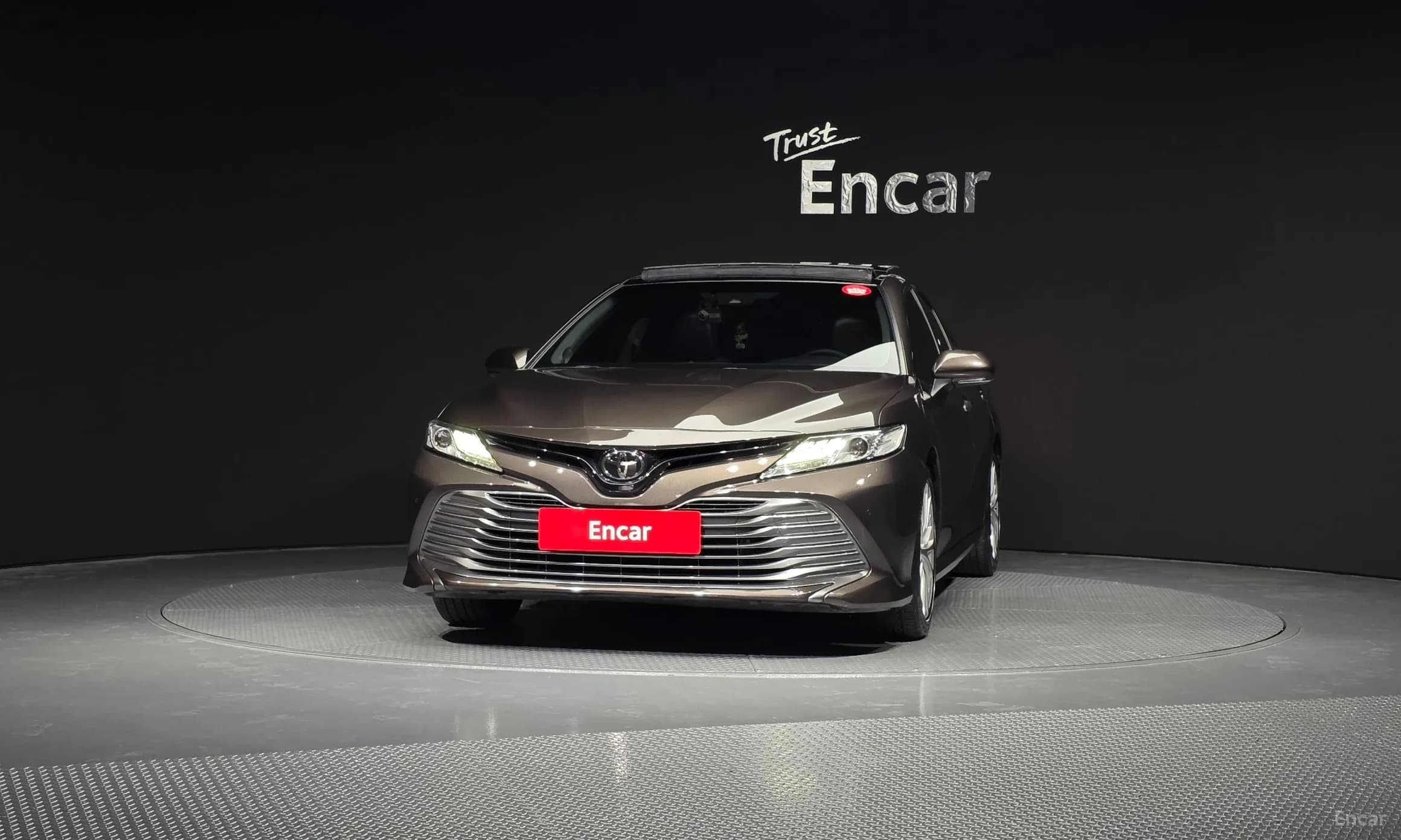 Camry (XV70)