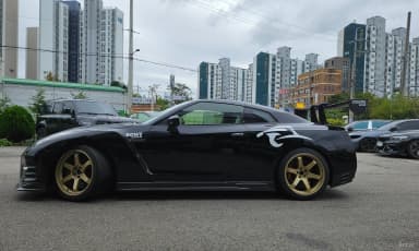 GT-R