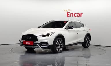 QX30