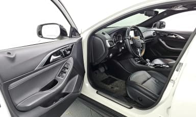 QX30
