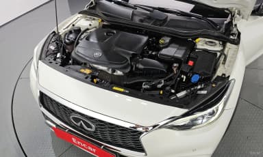 QX30
