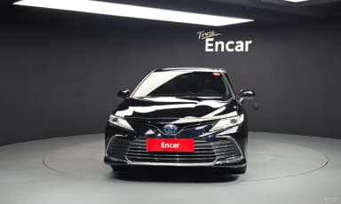 Camry (XV70)