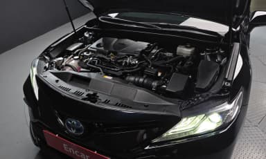 Camry (XV70)