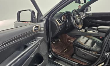 Grand Cherokee