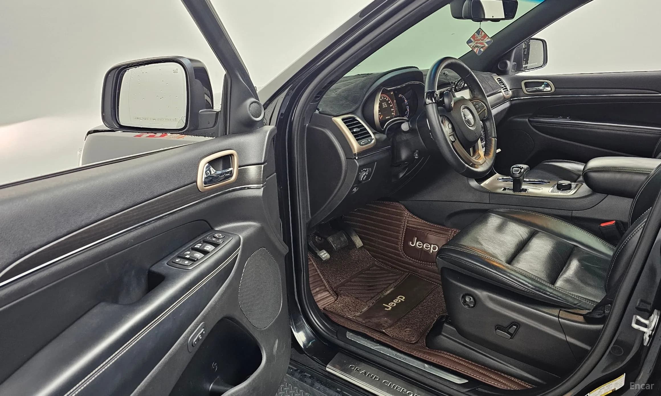 Grand Cherokee
