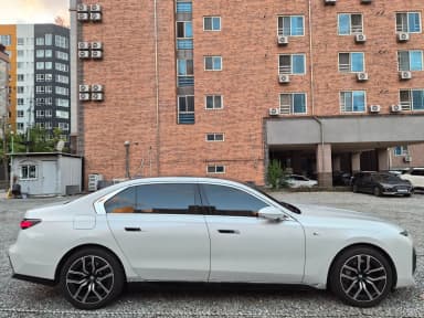 7 Series (G70)