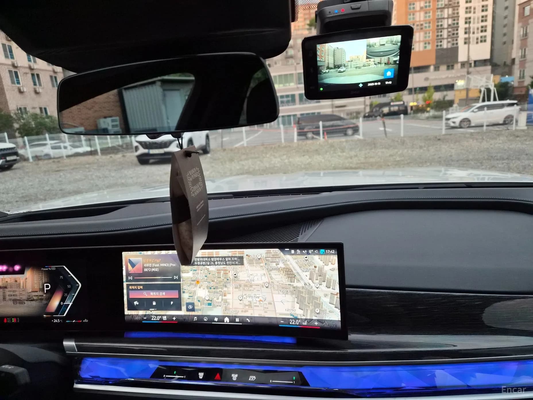7 Series (G70)