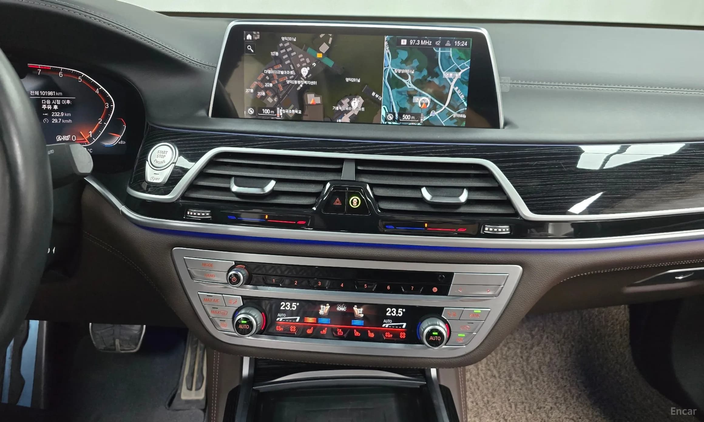 7 Series (G11)