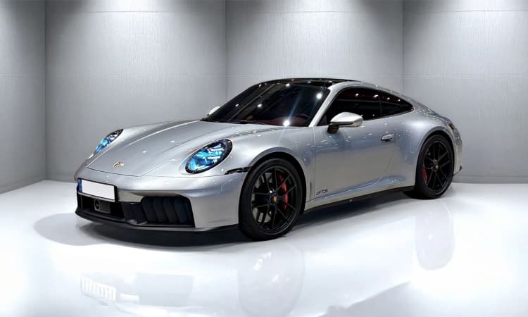 911 (992)