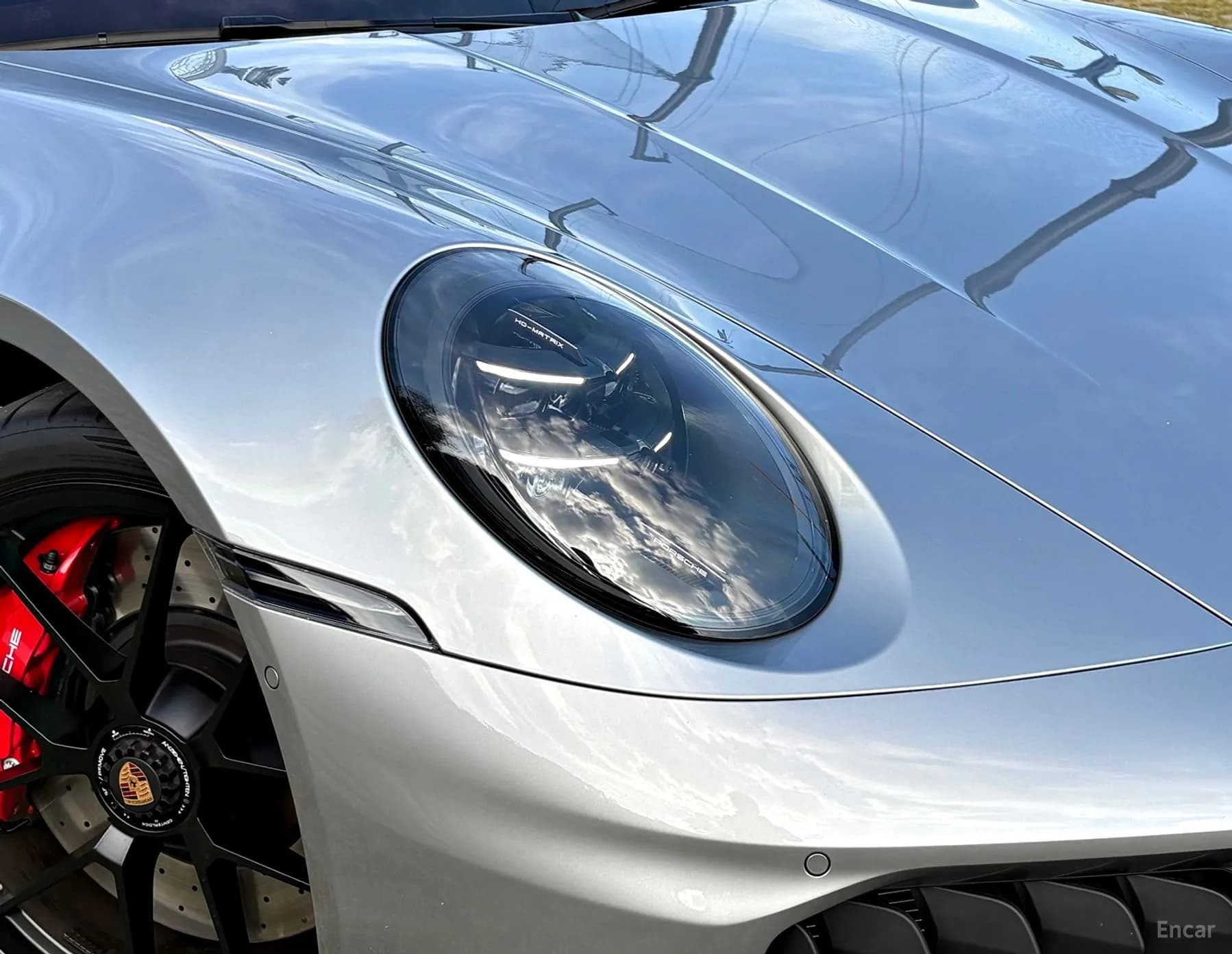911 (992)
