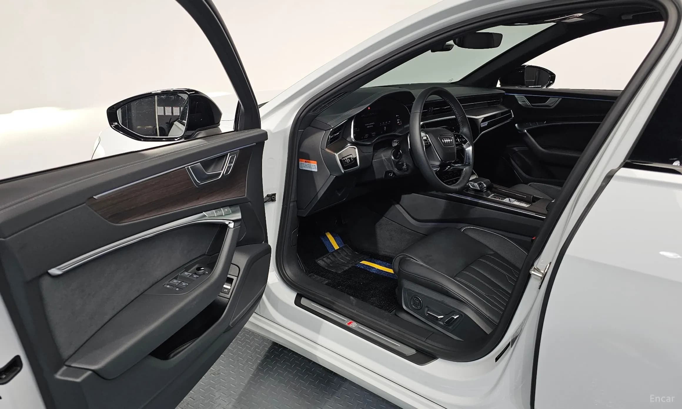 A6 (C8)