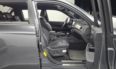Rexton Sports Khan