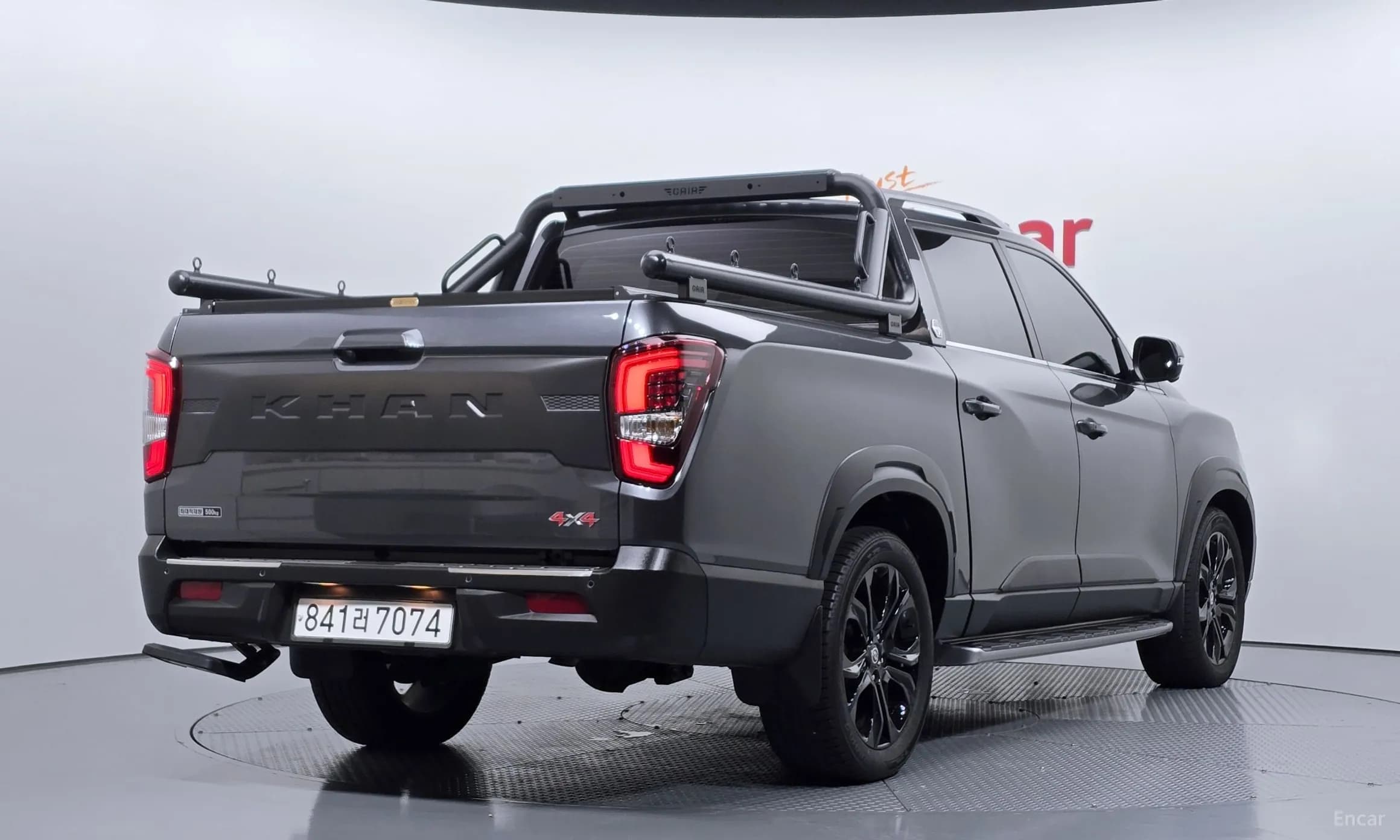 Rexton Sports Khan