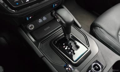 Rexton Sports Khan