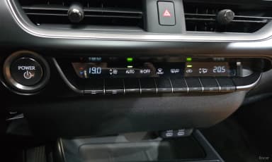 UX250h