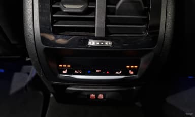 X4 (G02)