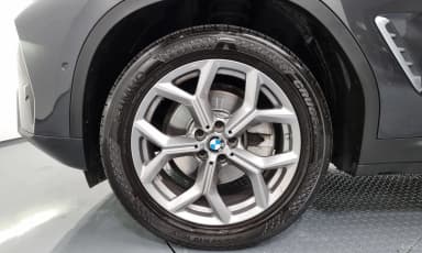 X4 (G02)