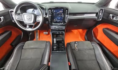 XC40