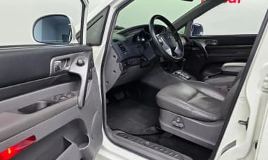 Korando Turismo