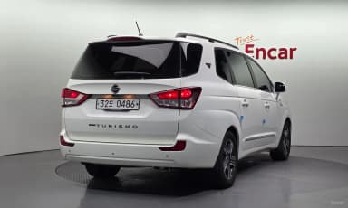 Korando Turismo