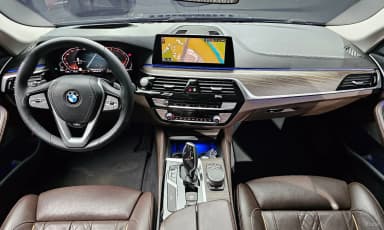 5 Series (G30)