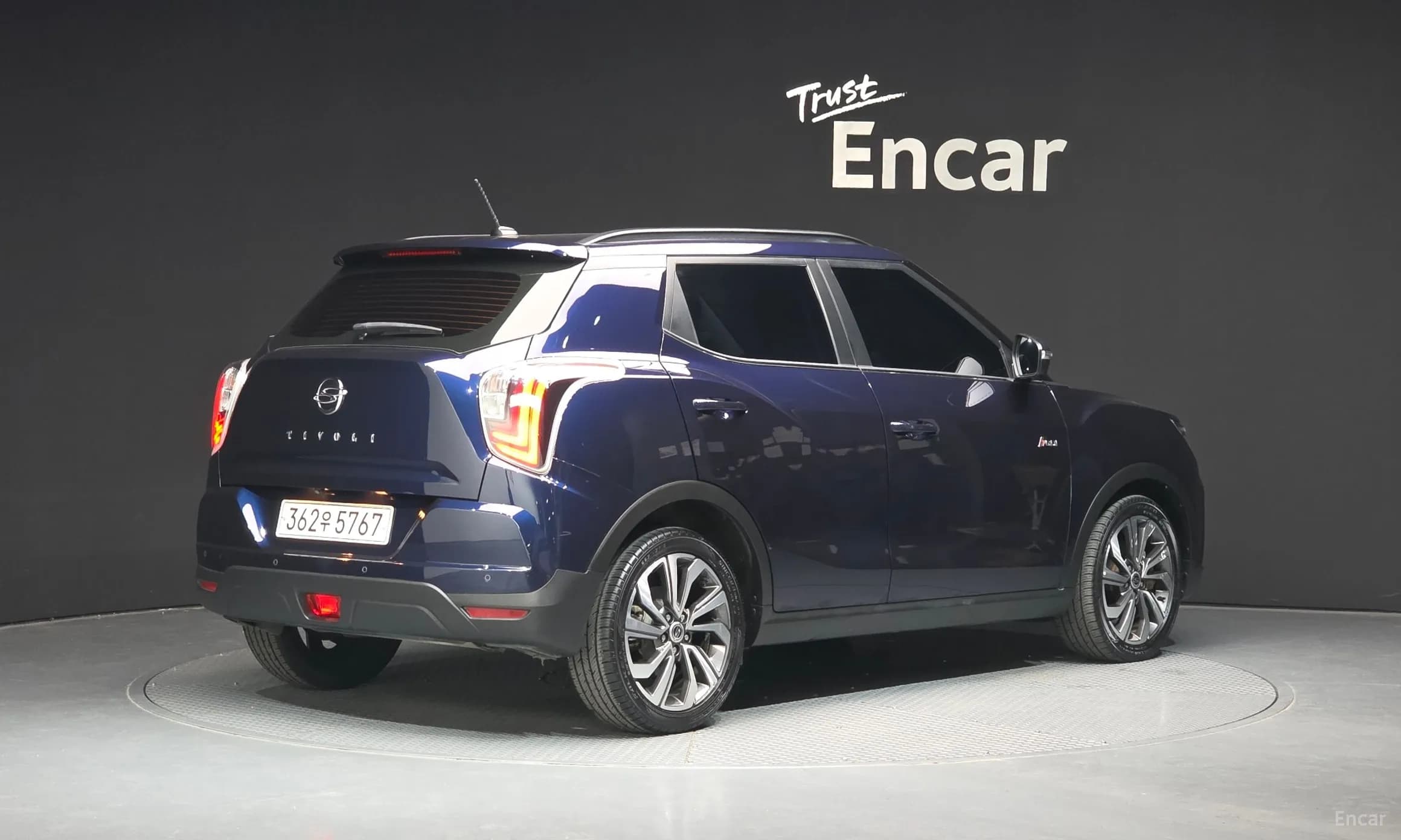 Berry New Tivoli