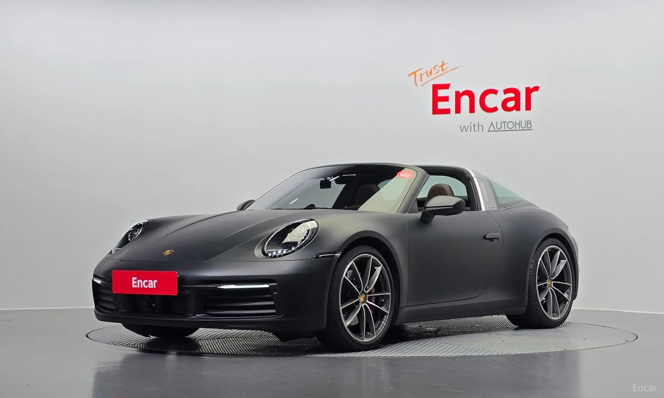 911 (992)