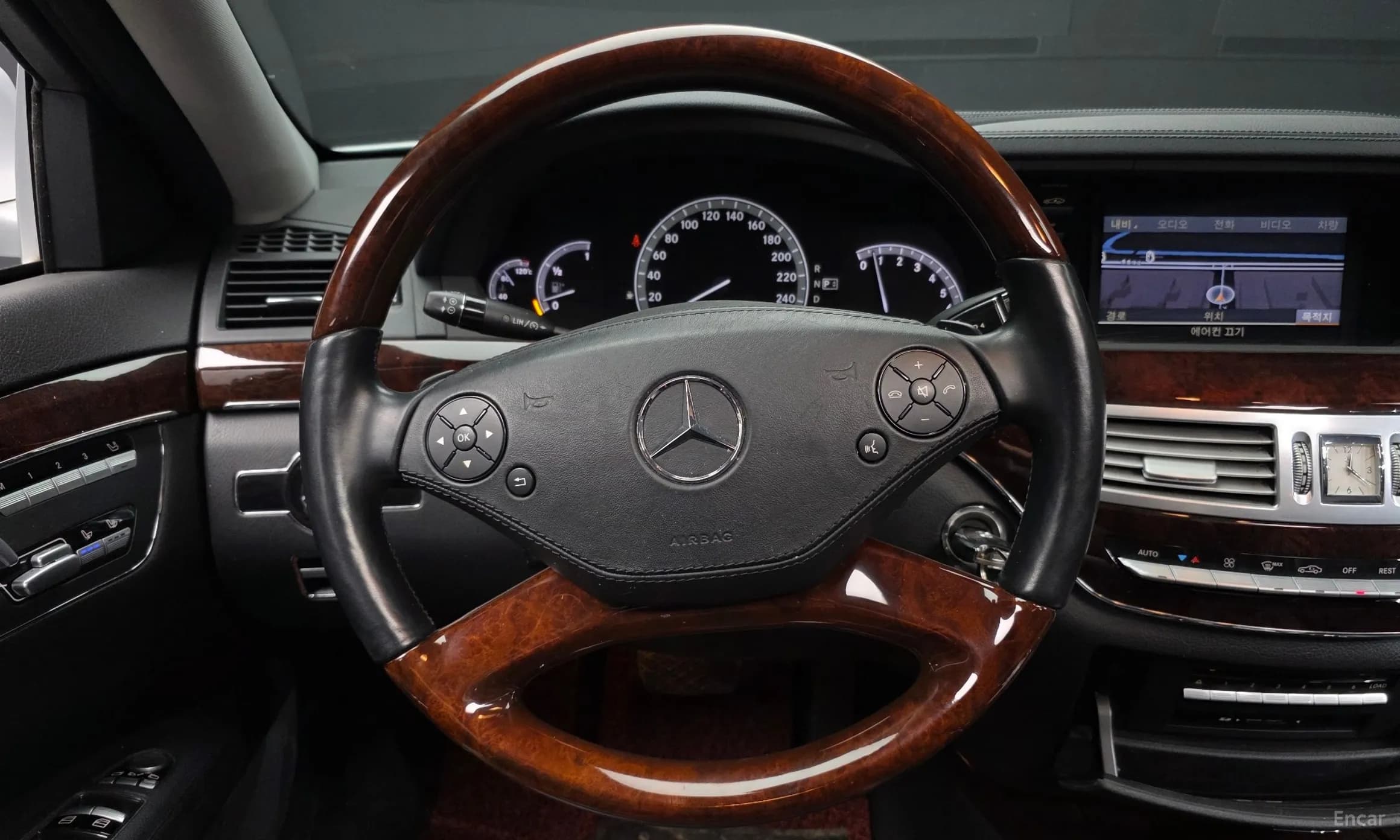S-Class W221
