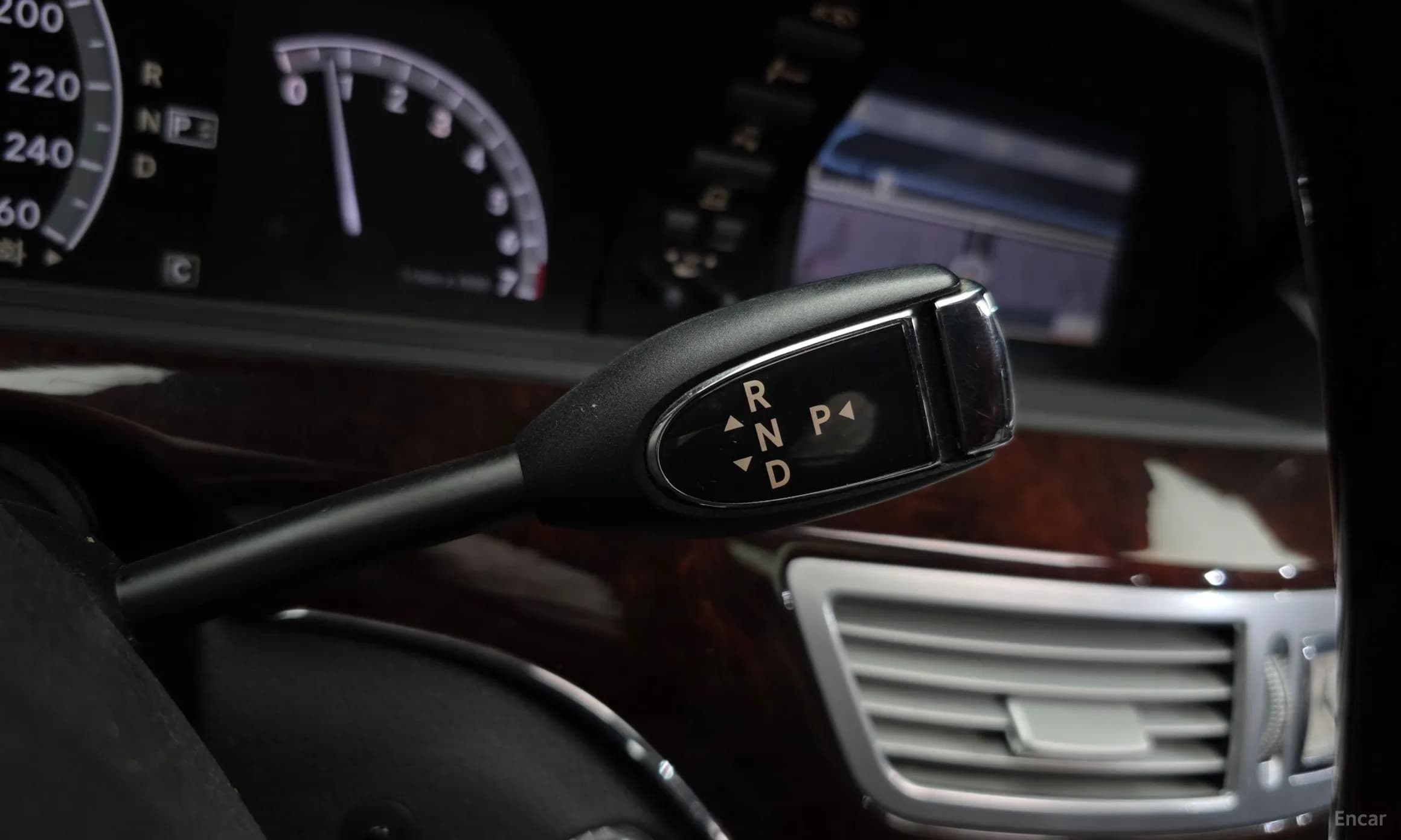 S-Class W221