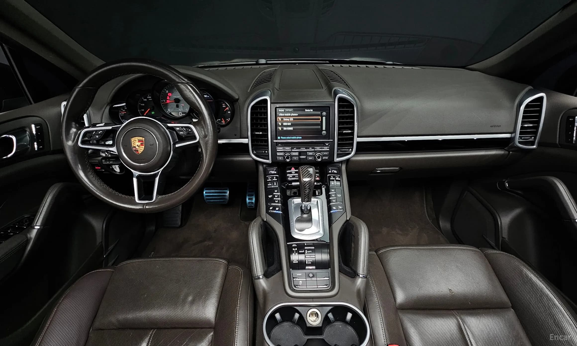 New Cayenne