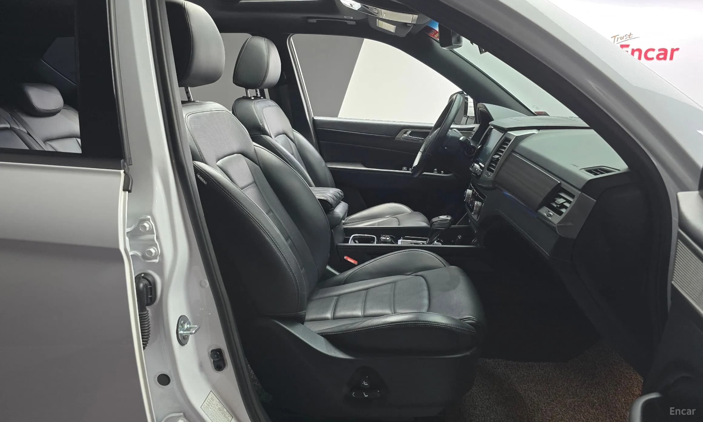 G4 Rexton