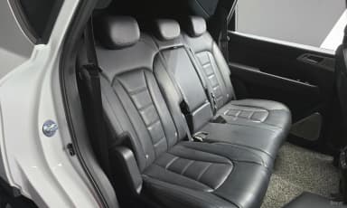 G4 Rexton