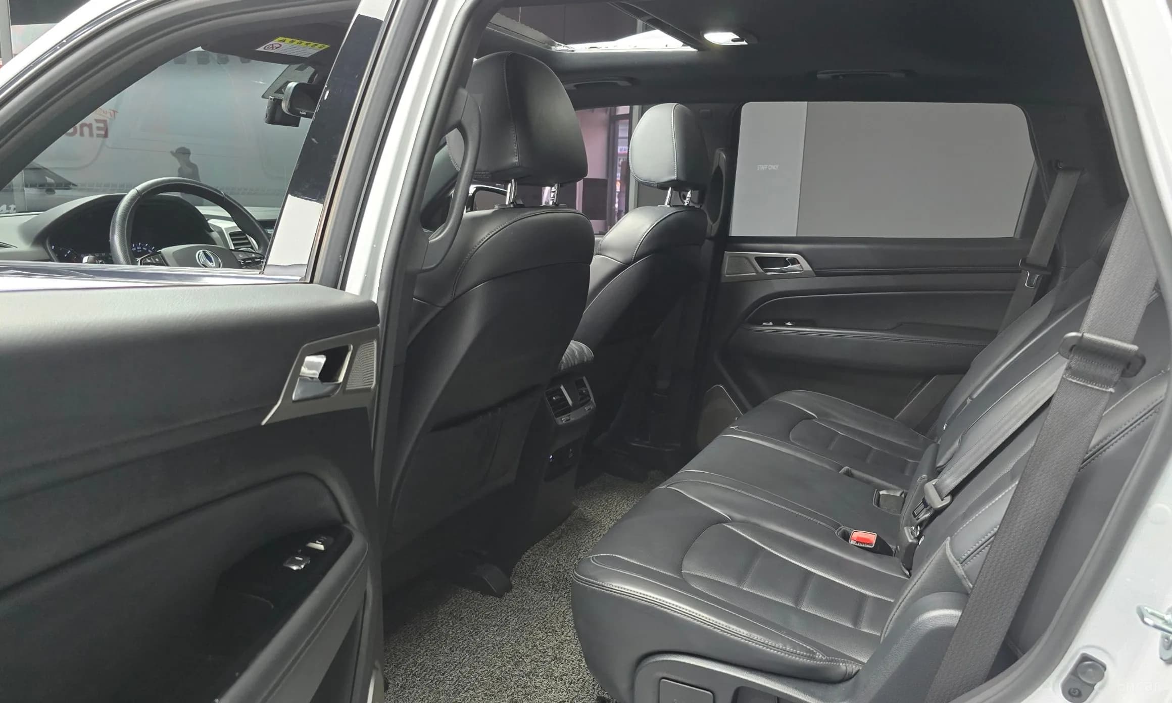 G4 Rexton