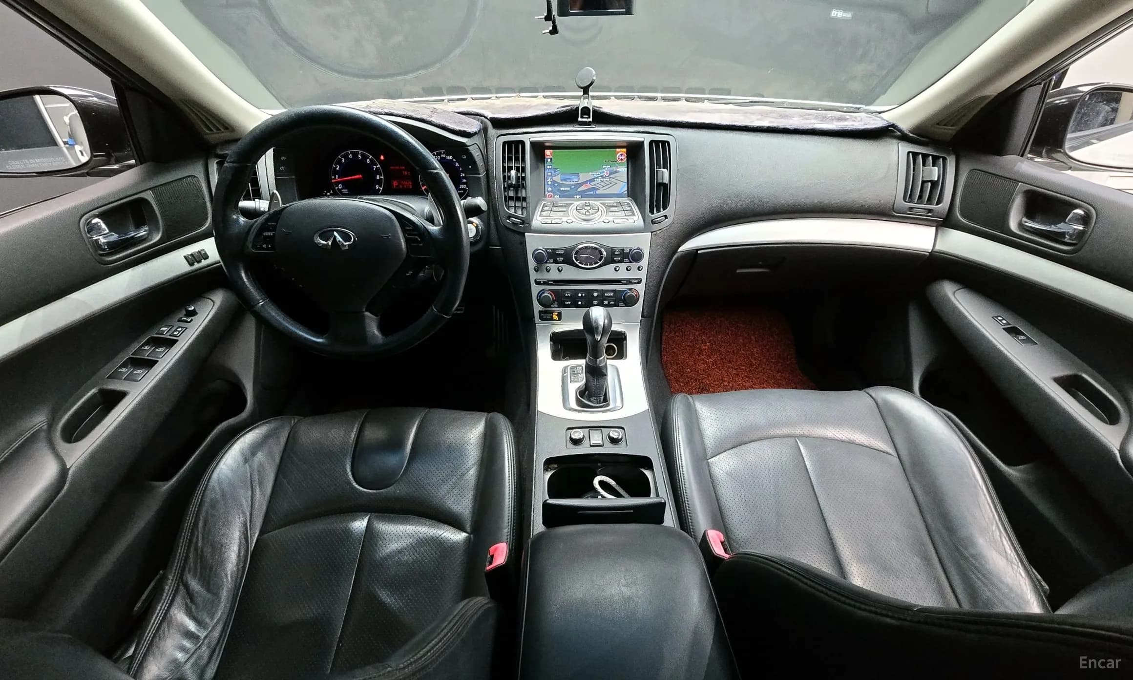 G37