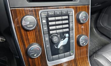 S60