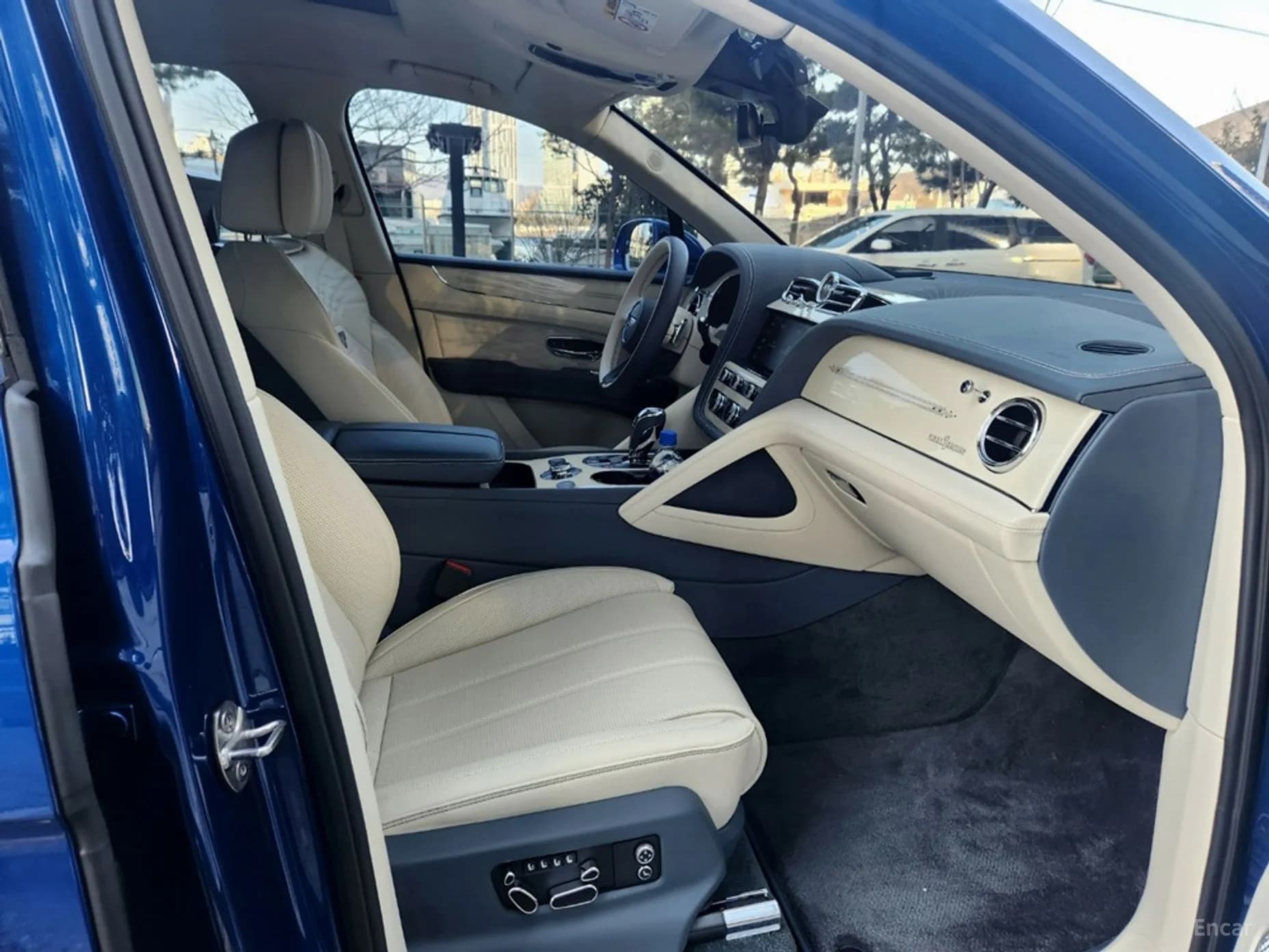 Bentayga