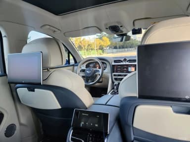 Bentayga