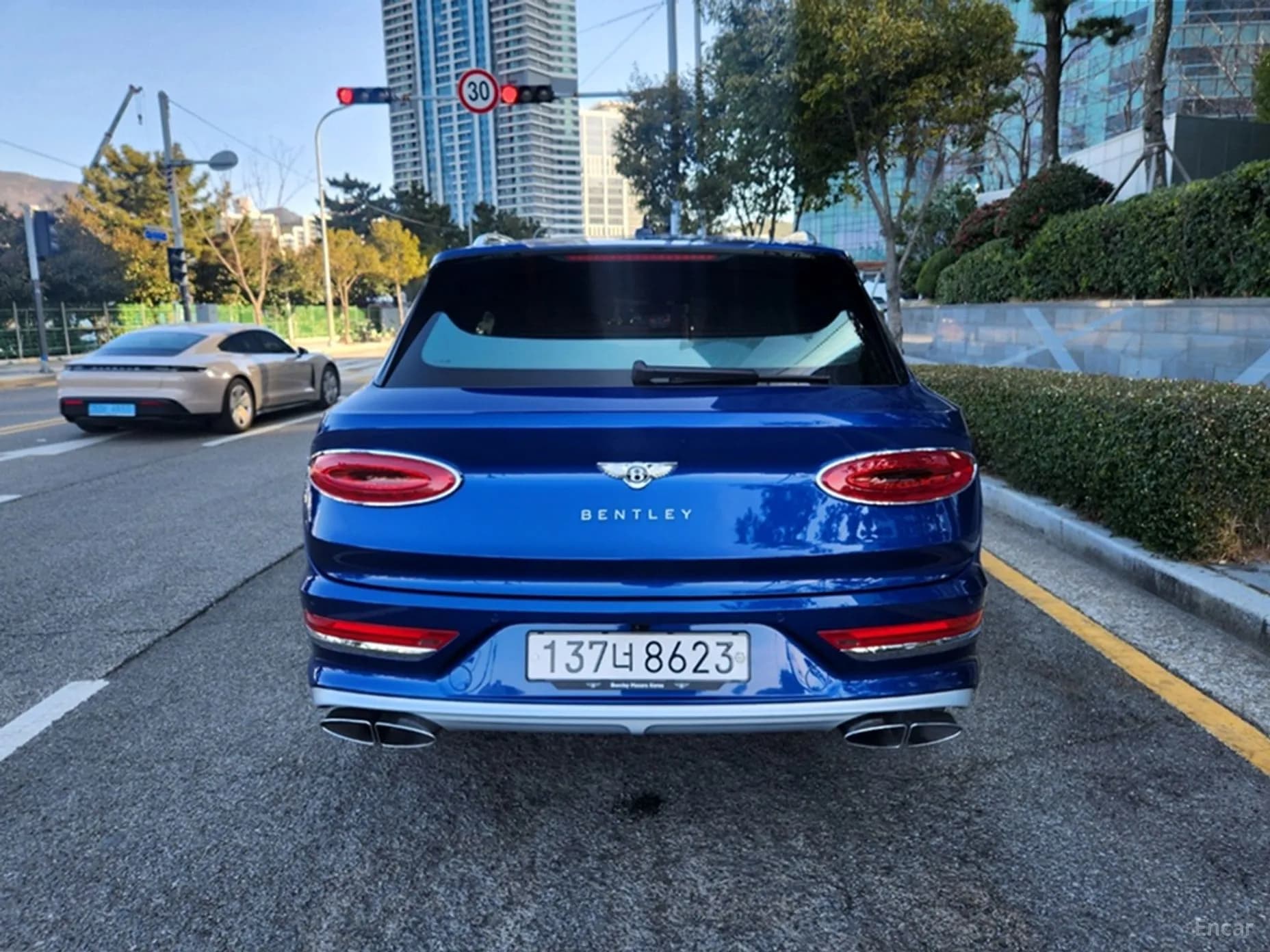 Bentayga