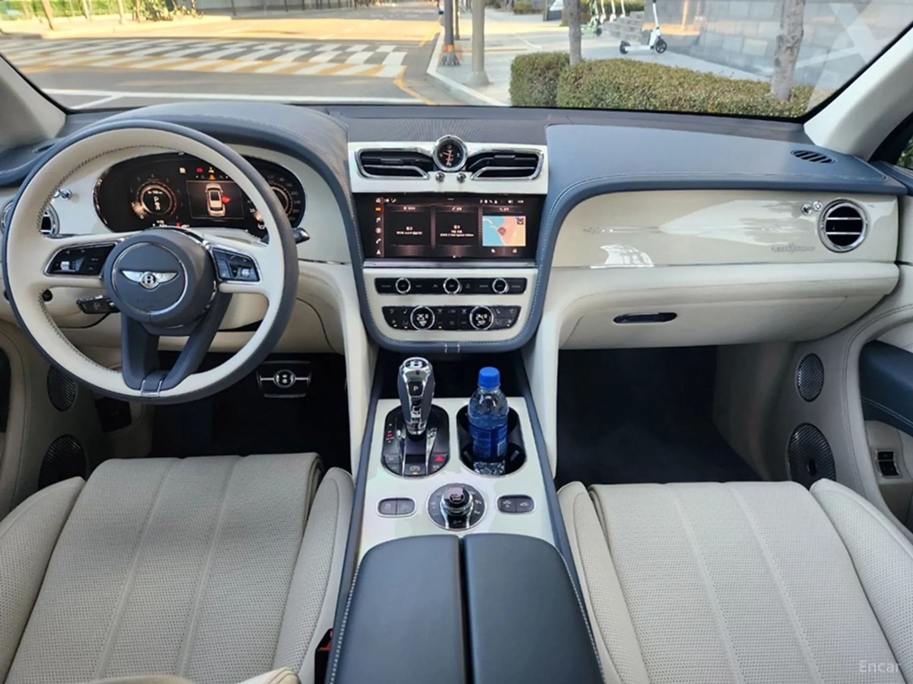 Bentayga