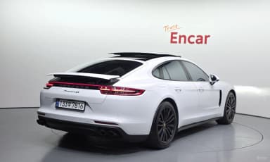 Panamera (971)