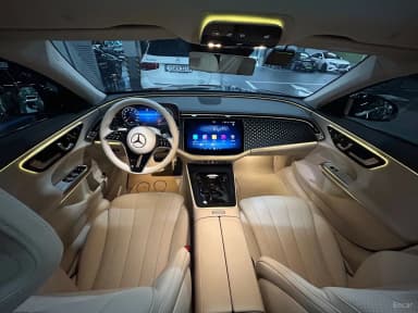E-Class W214