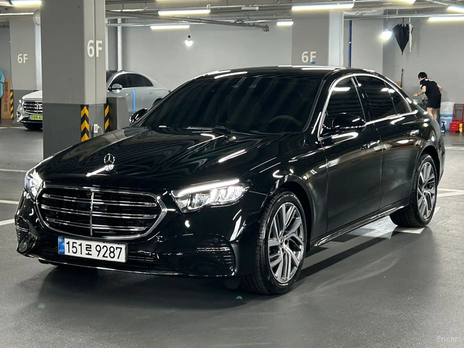 E-Class W214