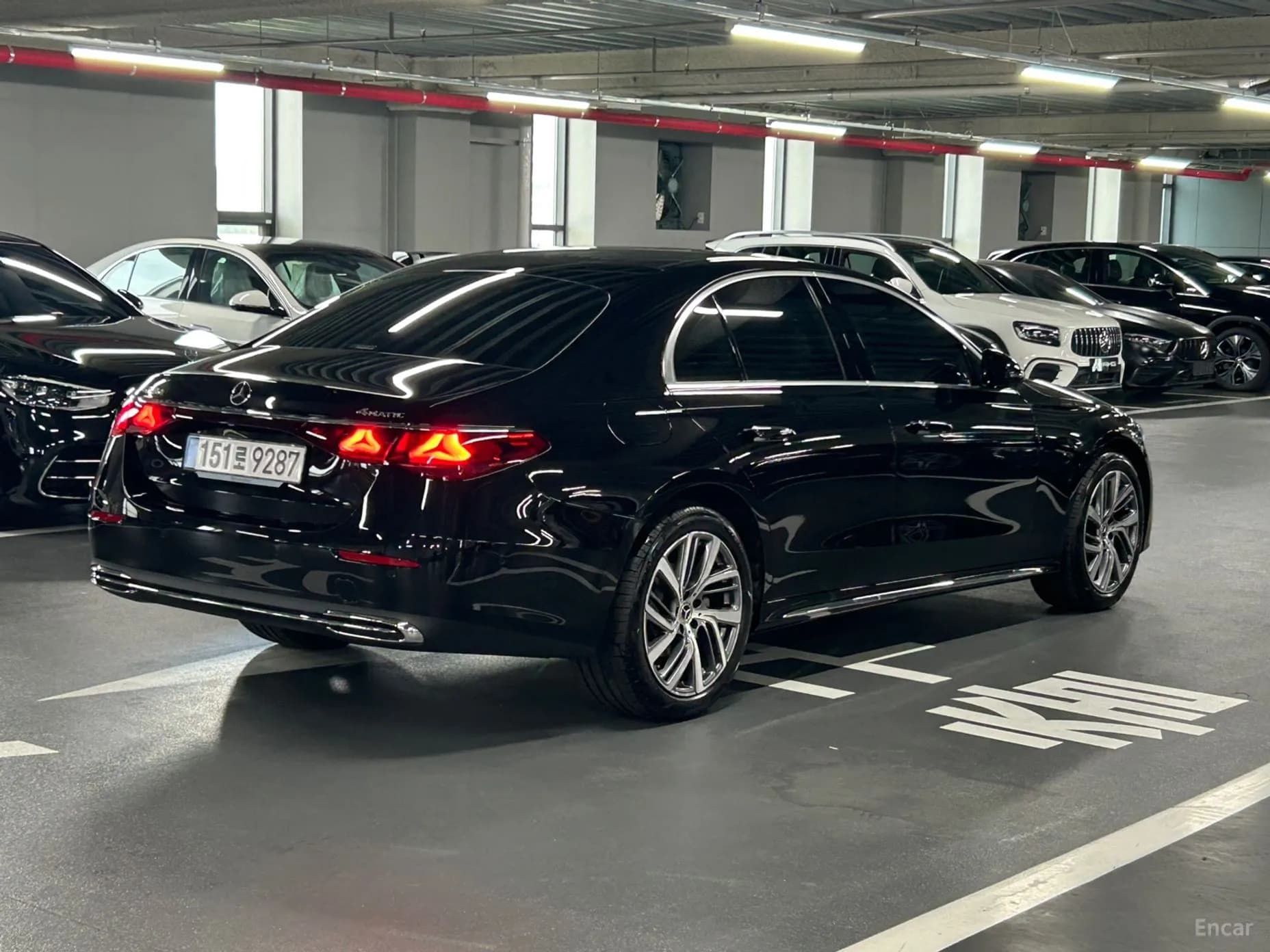 E-Class W214