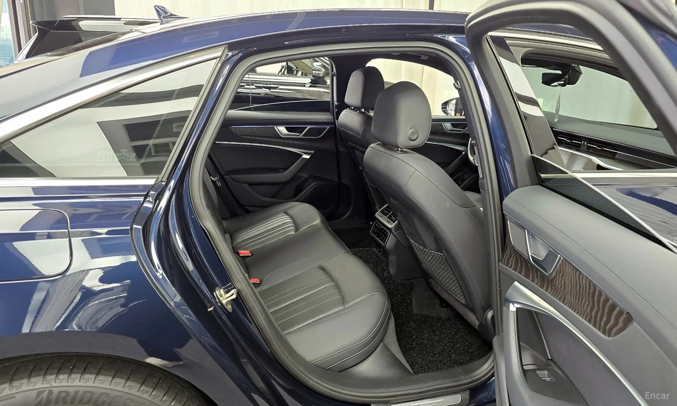 A6 (C8)