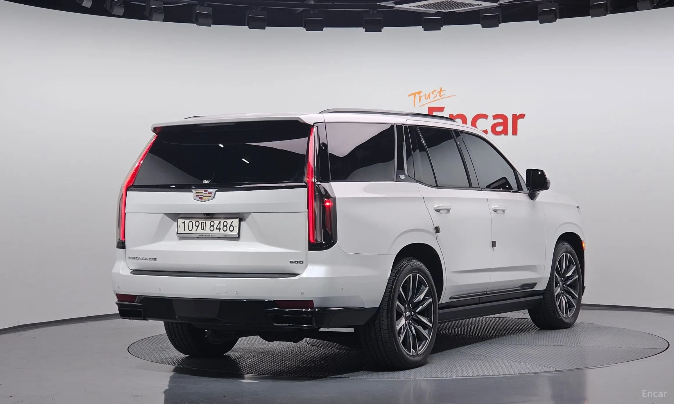 Escalade 5th Generation