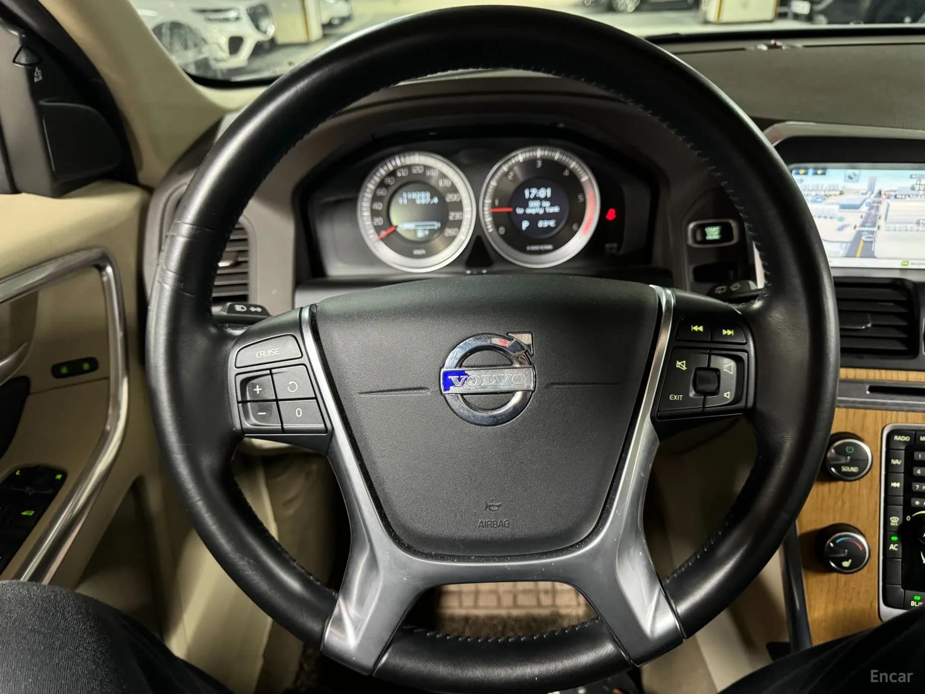 XC60