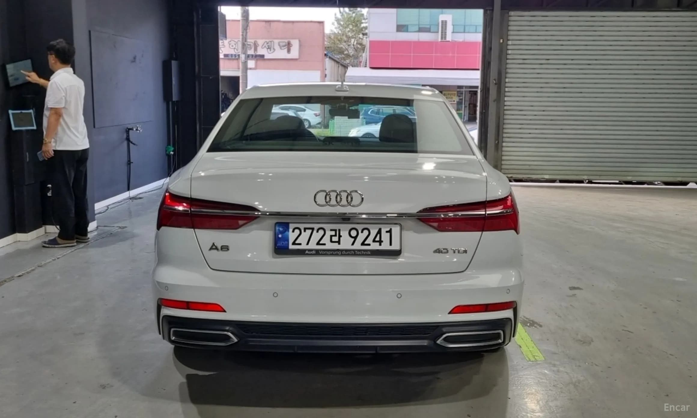 A6 (C8)