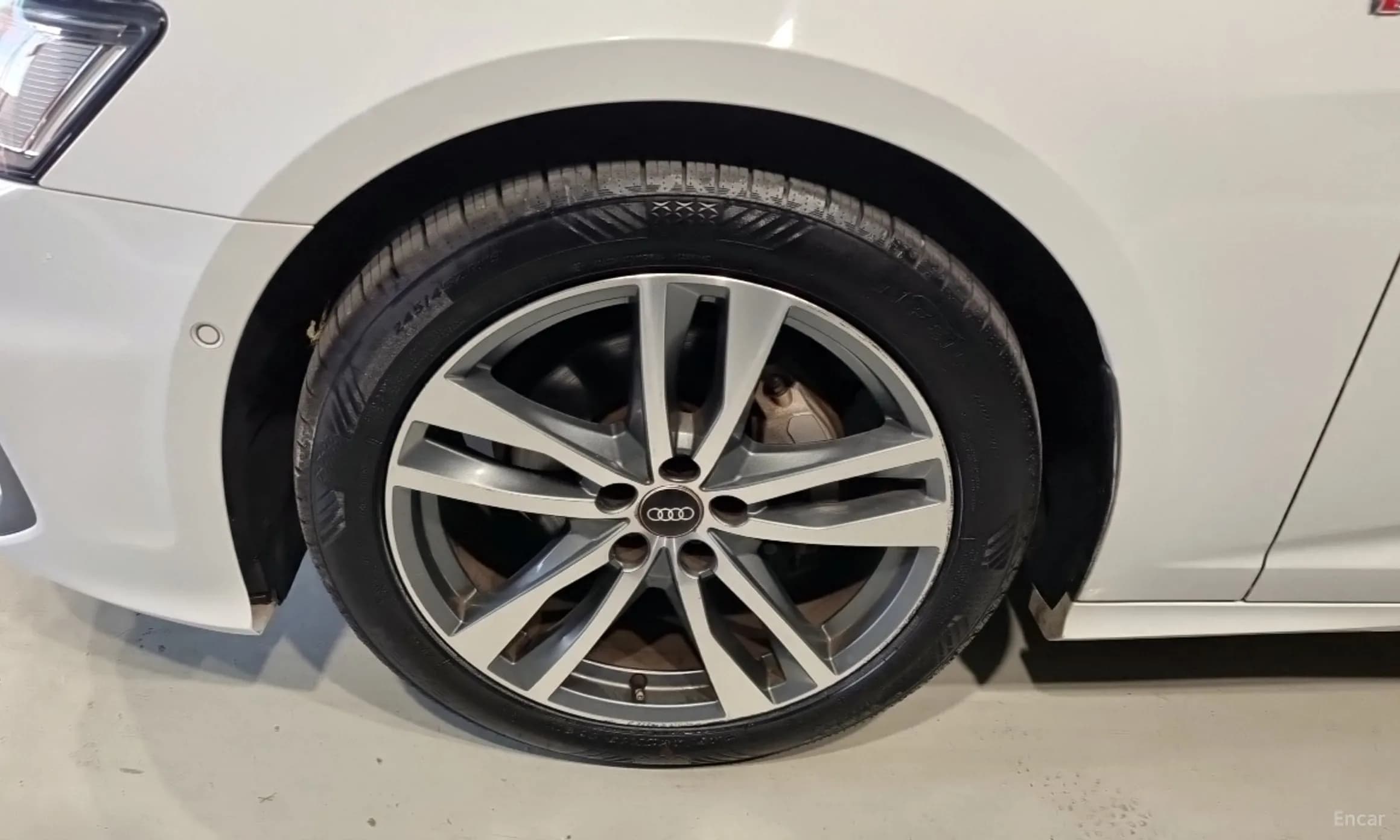 A6 (C8)