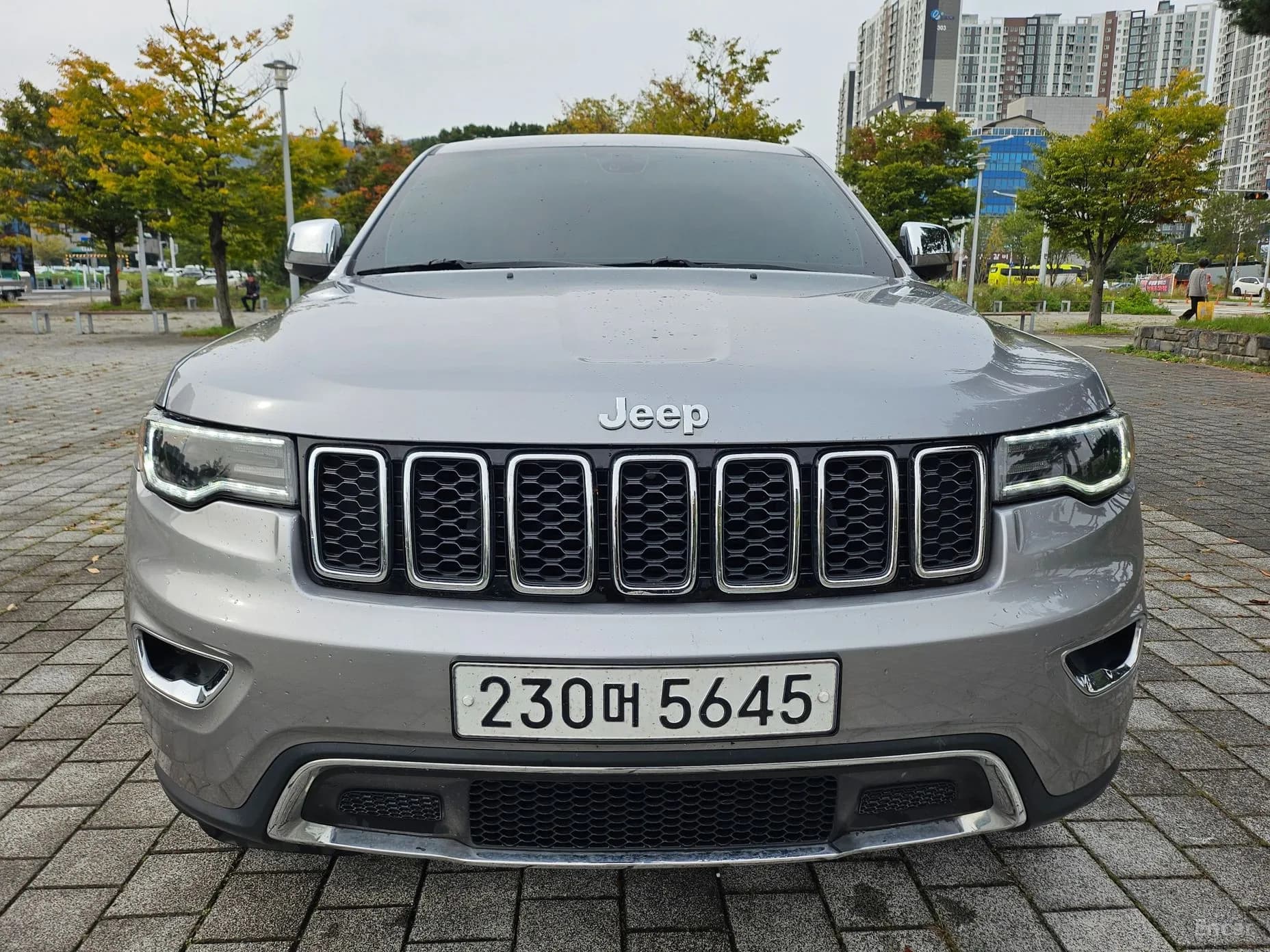 Grand Cherokee