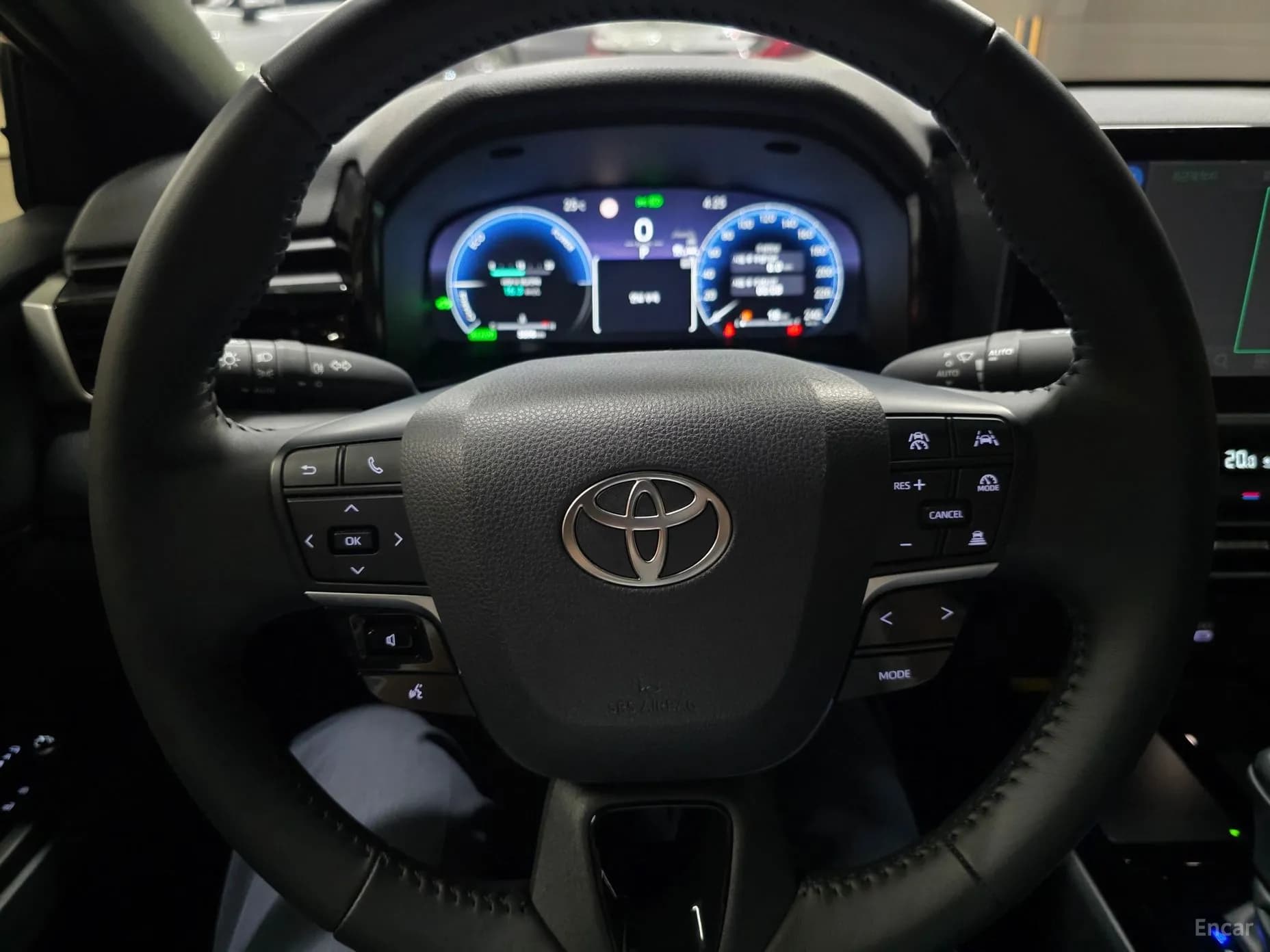 Camry (XV80)